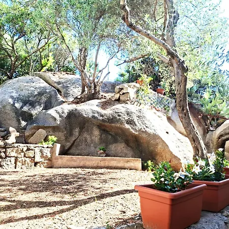 Lu Monti Incappiddatu Maison d'hôtes 4*